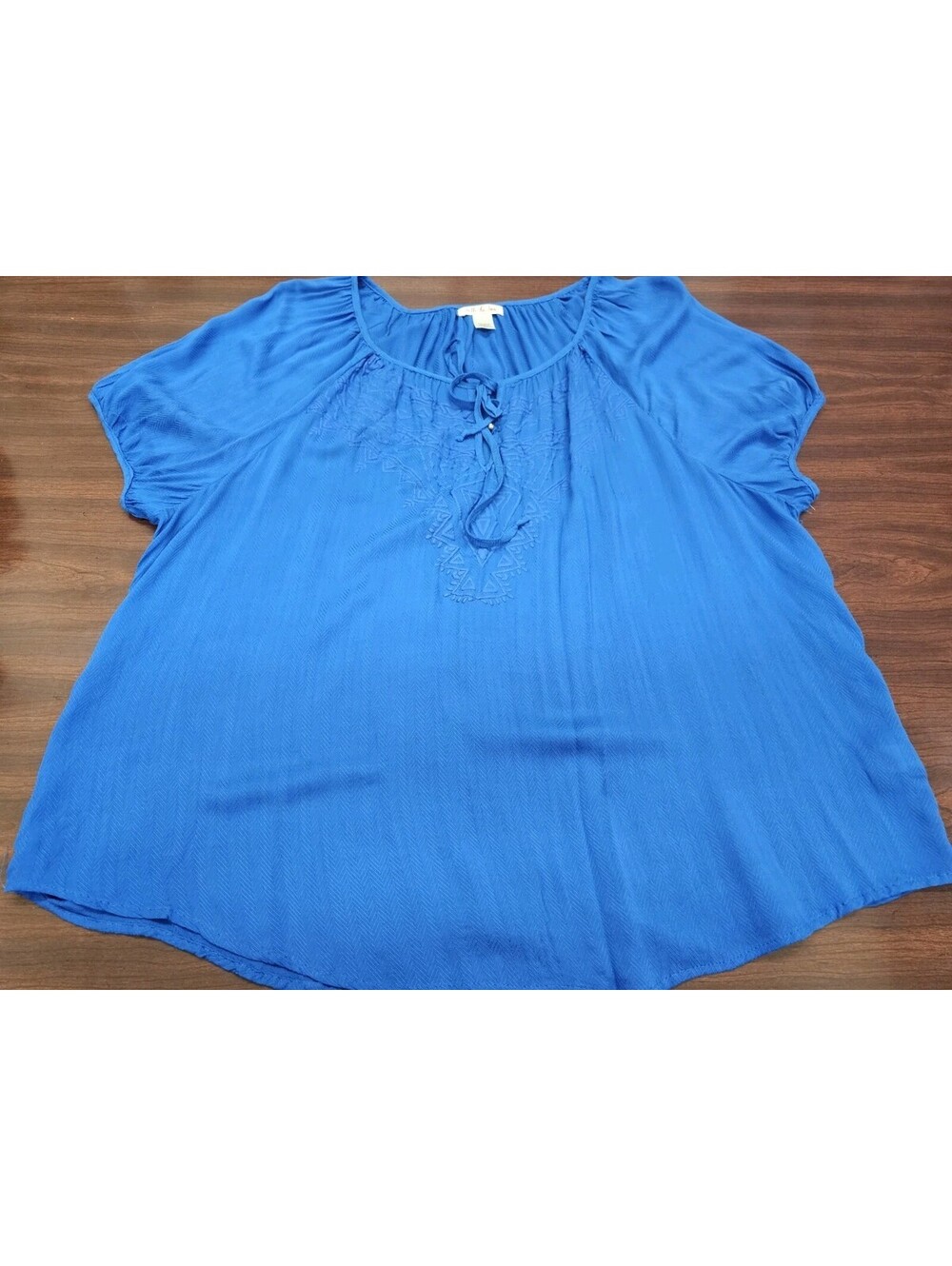 Belle du Jour Blue Embroidered Peasant Top 2X Tie Neck Short Sleeve Boho Blouse